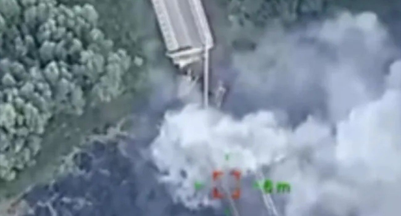 Ucrania mostró cómo destruyó un puente clave para Rusia: el momento del ataque