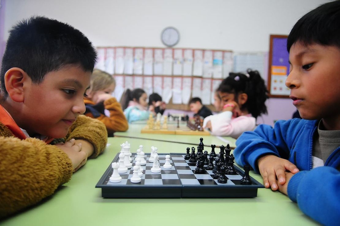 Ajedrez: ¿qué pasó con la práctica del juego-ciencia en Argentina tras la consagración de Faustino Oro?