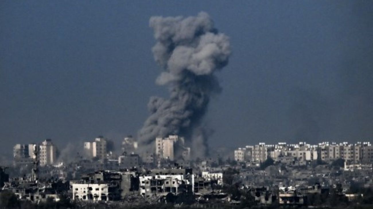 Israel bombardeó 150 objetivos subterráneos en medio de un caos total en la Franja de Gaza