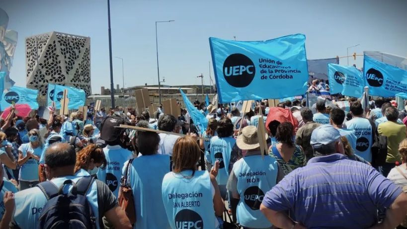 Conflicto docente en Córdoba: la UEPC debate un paro de 48 horas