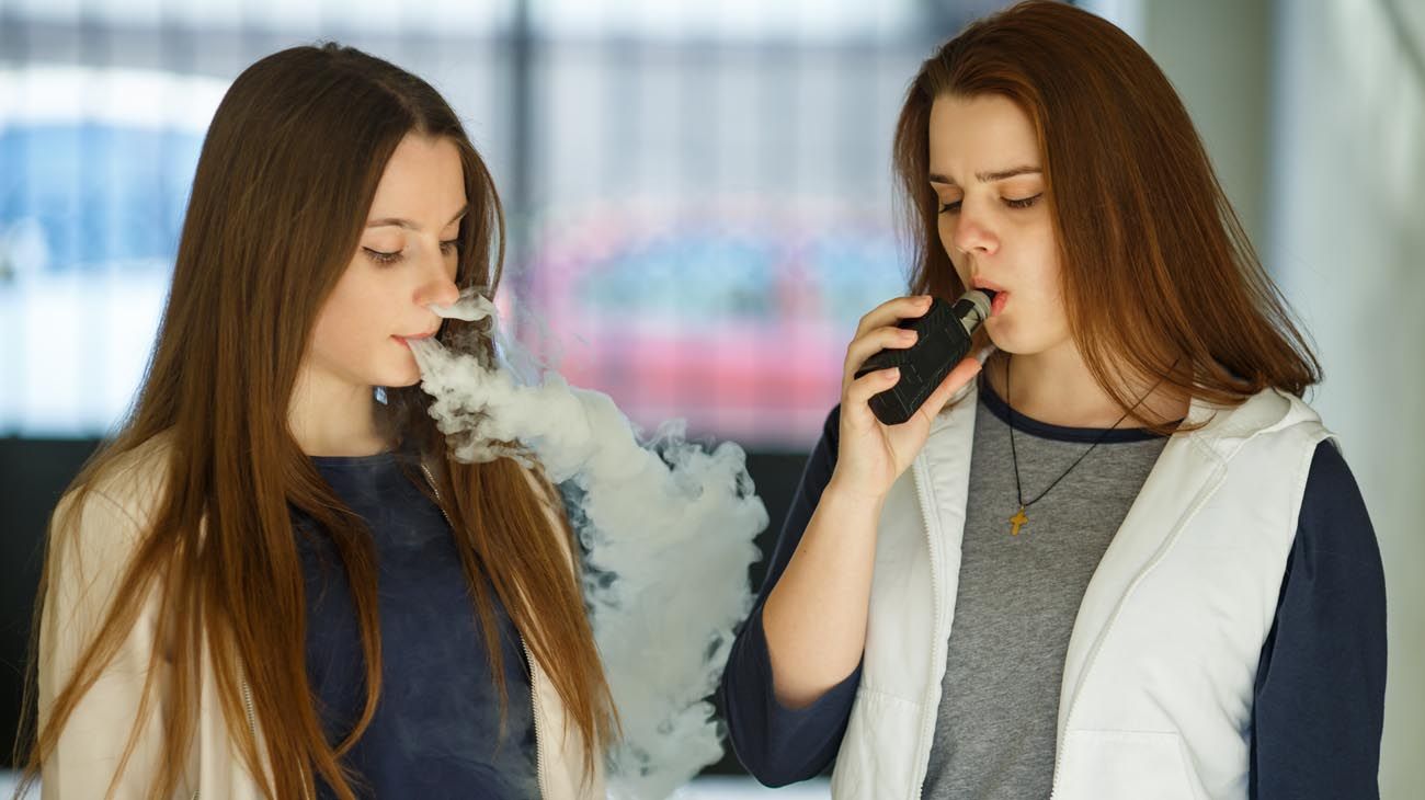 ¿Se fuma menos con cigarrillo electrónico y narguile?