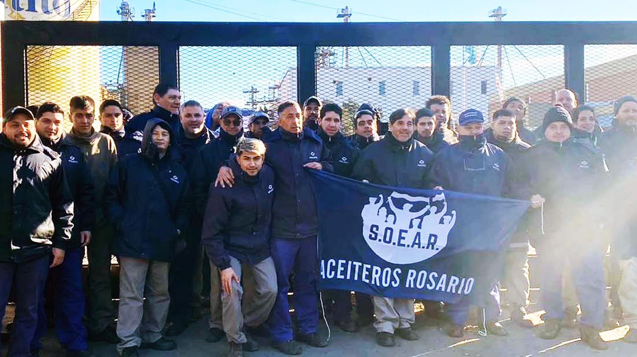 Cuarto día de paro aceitero: sin acuerdo crece el impacto en la liquidación de divisas