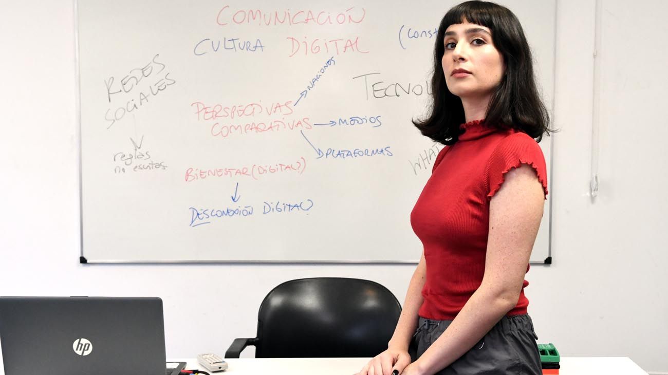 Mora Matassi: “Las redes sociales operan como un somnífero pero la gente no lo ve como algo negativo”