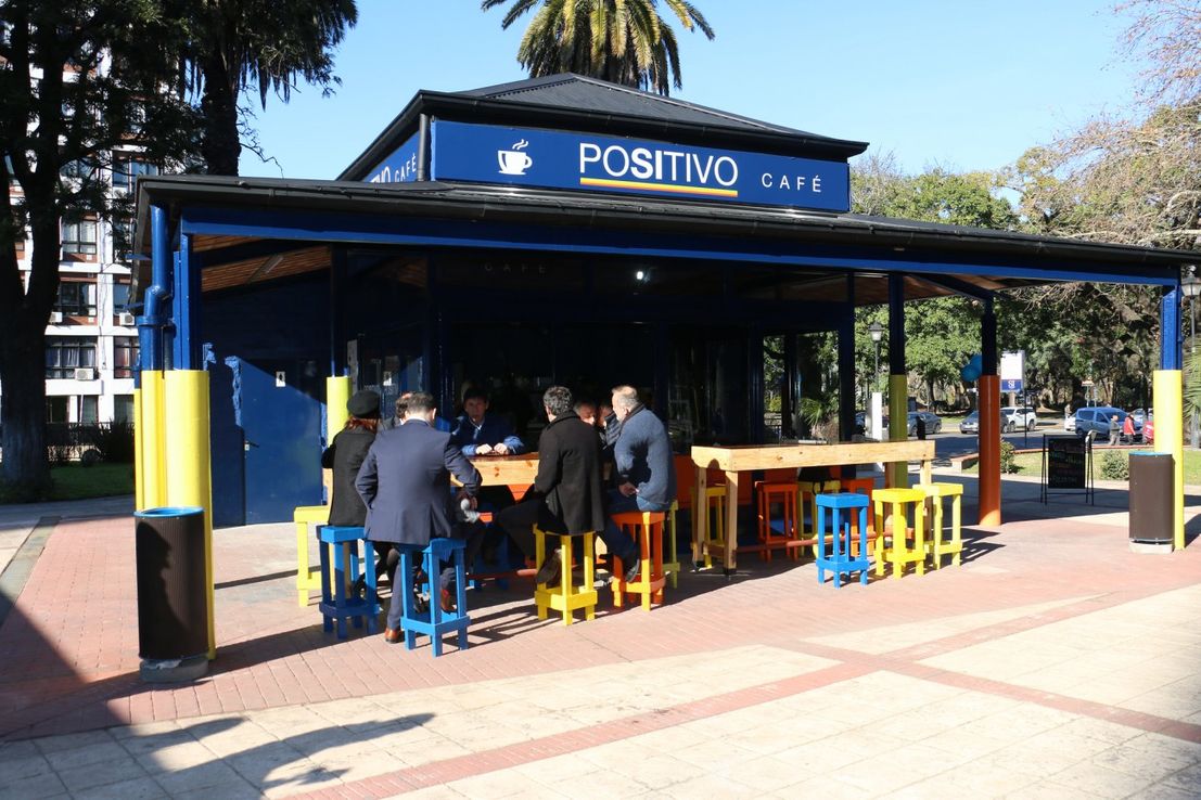 San Isidro abrió un bar inclusivo atendido por personas con discapacidad