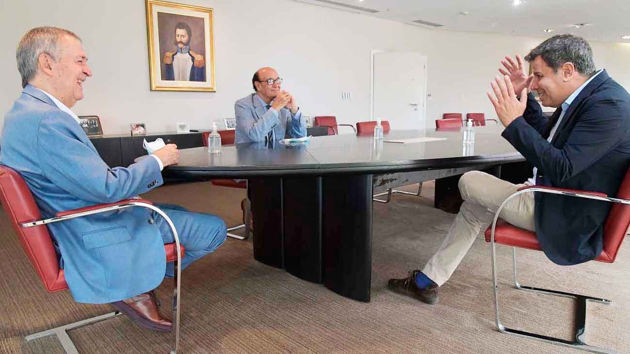 Manes estuvo con Schiaretti y planea charlas por el país