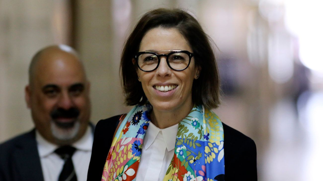 Laura Alonso salió al cruce de Cristina Kirchner y mostró "el caos de Macri" en un irónico tuit