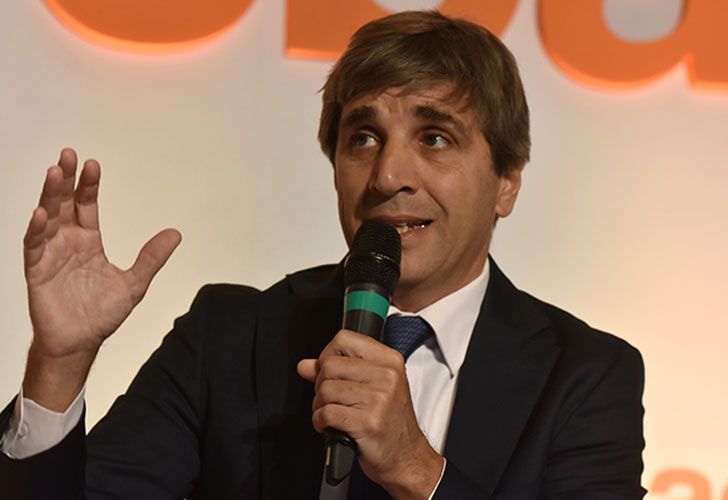 Caputo: “La deuda es sostenible y manejable”