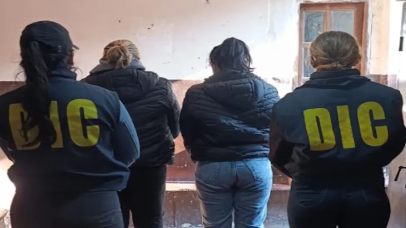 Lo invitaron a un trío y terminó pagando $1,5 millones para evitar que las mujeres difundieran el video