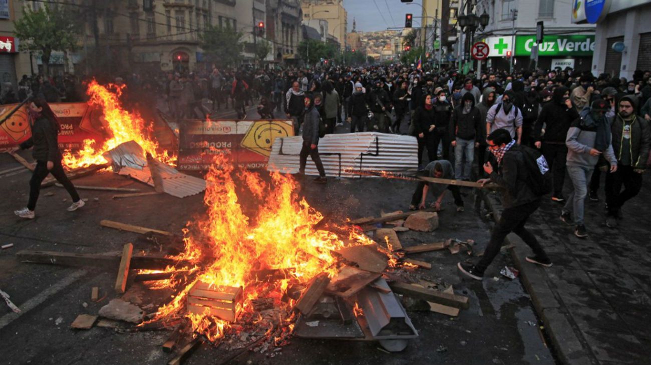 Fotogalería | Las protestas y saqueos en Chile dejan al menos ocho muertos