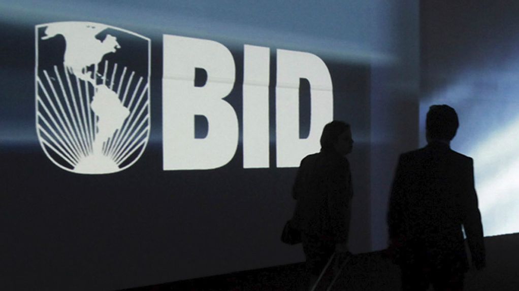 El Gobierno aprobó un programa de crédito del BID