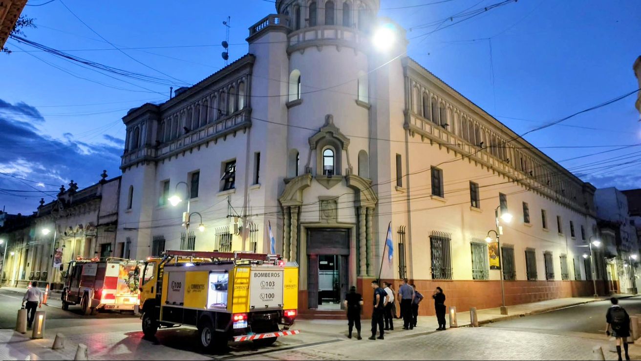 Incendio en el Ministerio de Hacienda de Corrientes: "La información está resguardada en el data center"