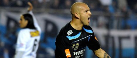 En el debut, Racing ganó a lo Racing: sufriendo
