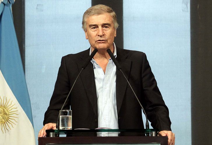 Ministerio de Comunicaciones: "Estamos cobrando una deuda del Correo, no perdonándola"