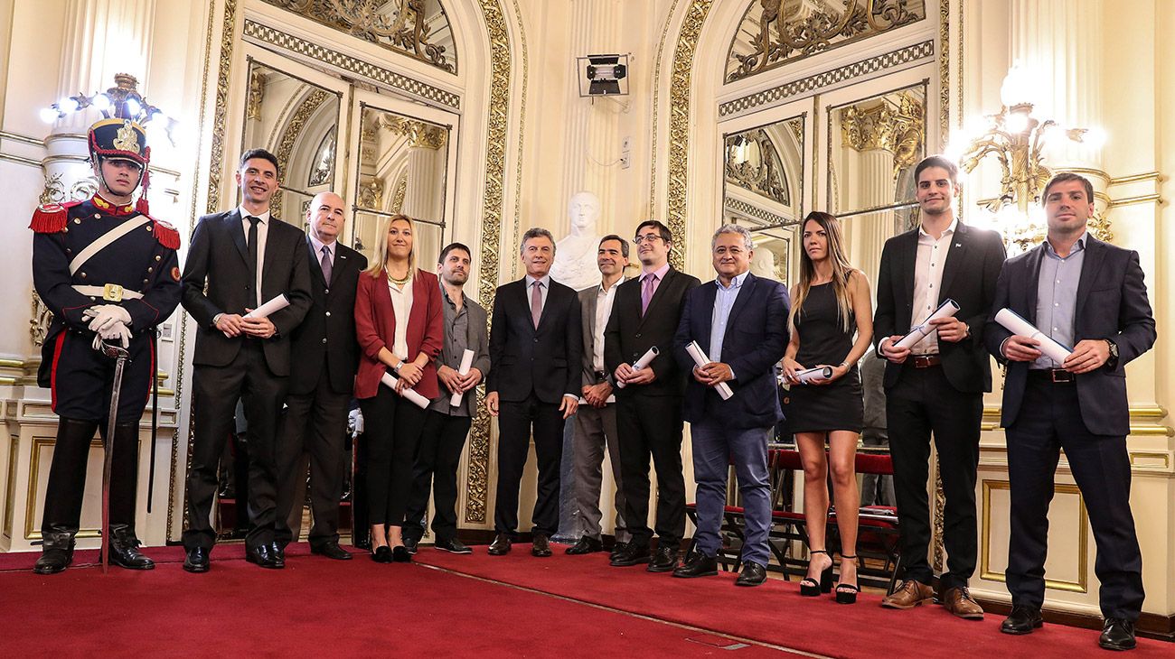 Macri le pidió a exportadores que denuncien a quienes les pidan coimas