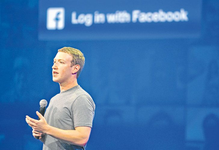 Críticas a la Casa Blanca y el Capitolio por Facebook