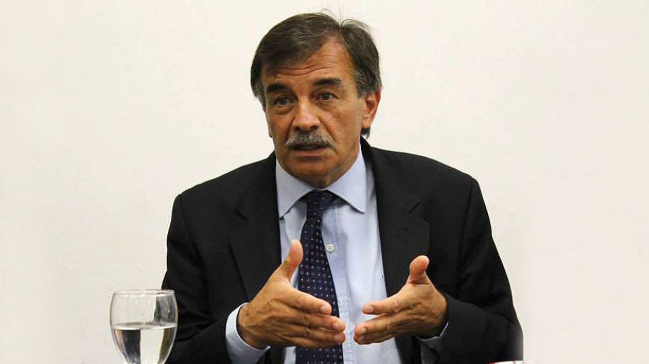 Un diputado forcejeó con dos ladrones y evitó una "entradera" a su casa