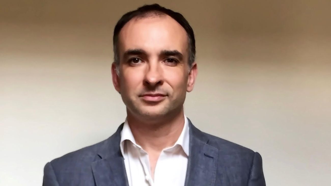 Maximiliano Aguiar: "El beso a Yuyito tiene un componente político"