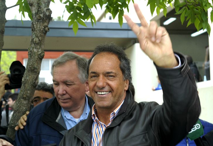Scioli apela a que reconozcan su "coherencia" camino al balotaje