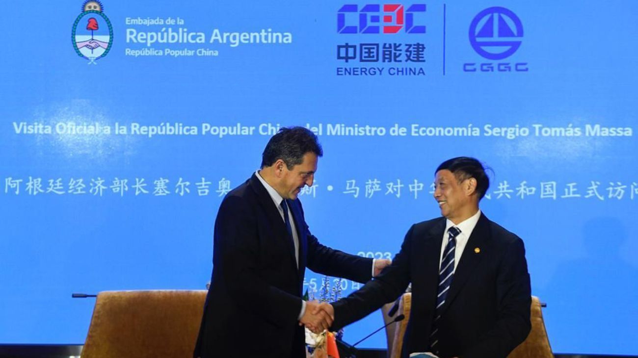 Sergio Massa y Máximo Kirchner en China: a falta de dólares, buenos son yuanes