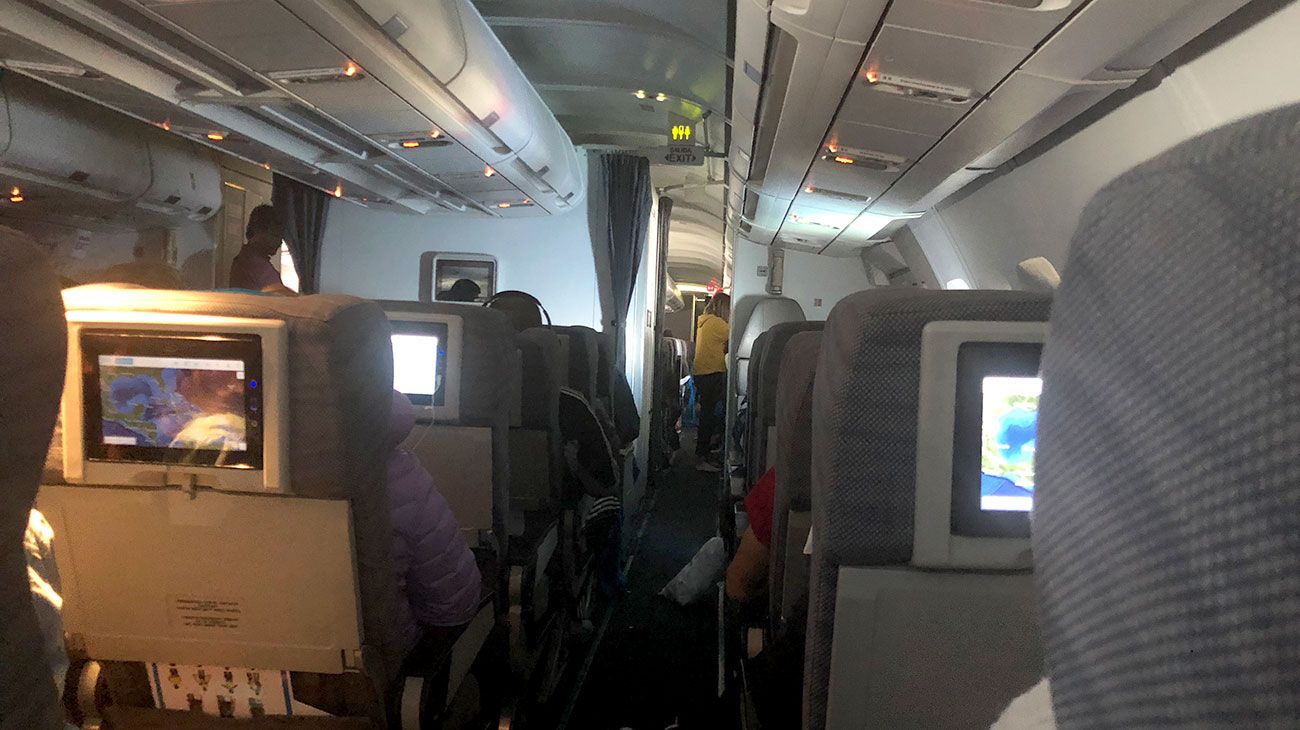 Audio: siguen los mensajes de protesta durante los vuelos de Aerolíneas Argentinas