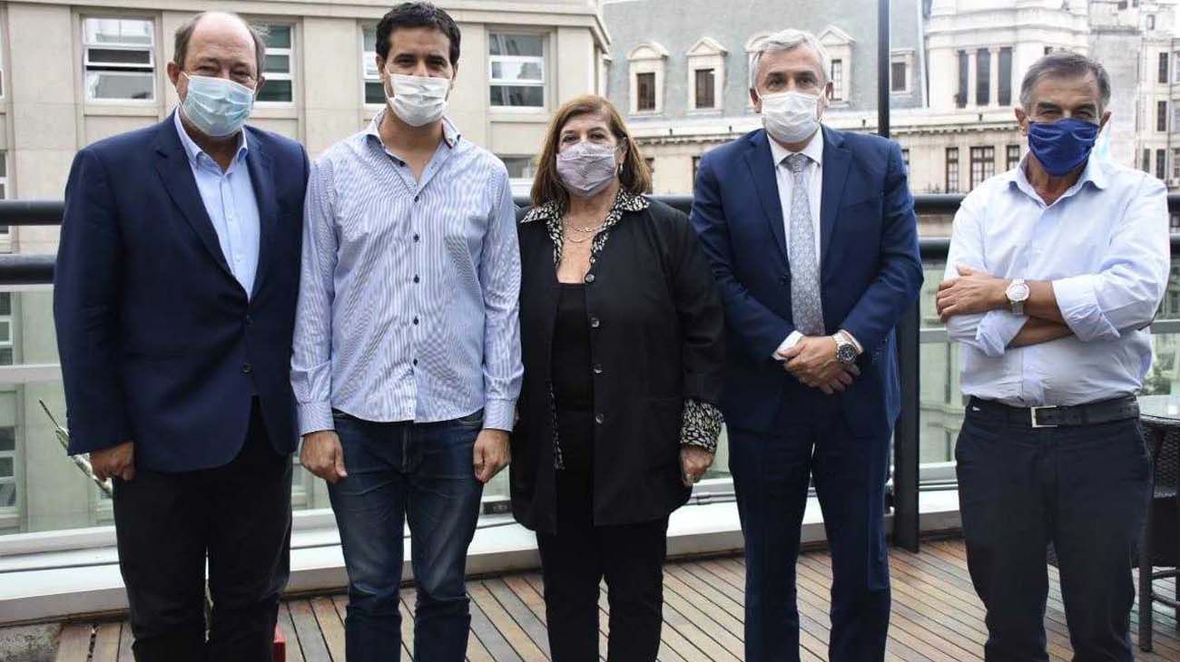 Morales y Sanz se metieron en la interna radical y acusaron a Posse de manejar un "feudo"