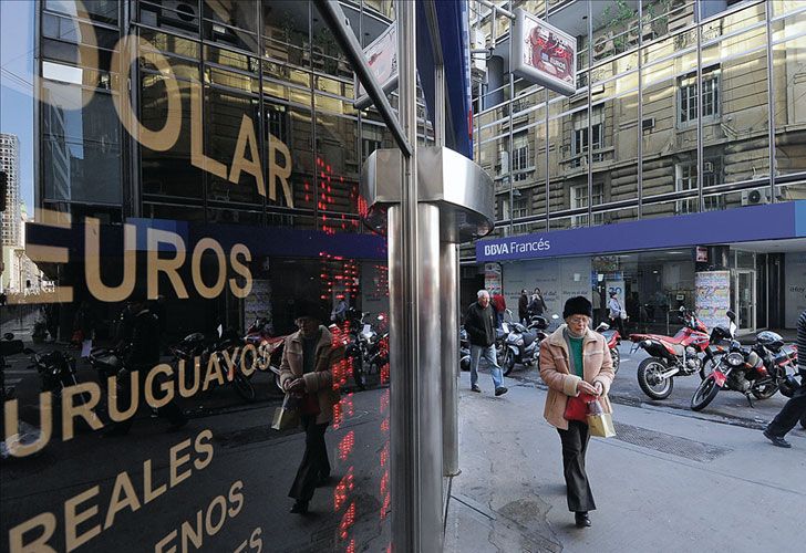 El dólar sigue subiendo y ya cotiza $17,10