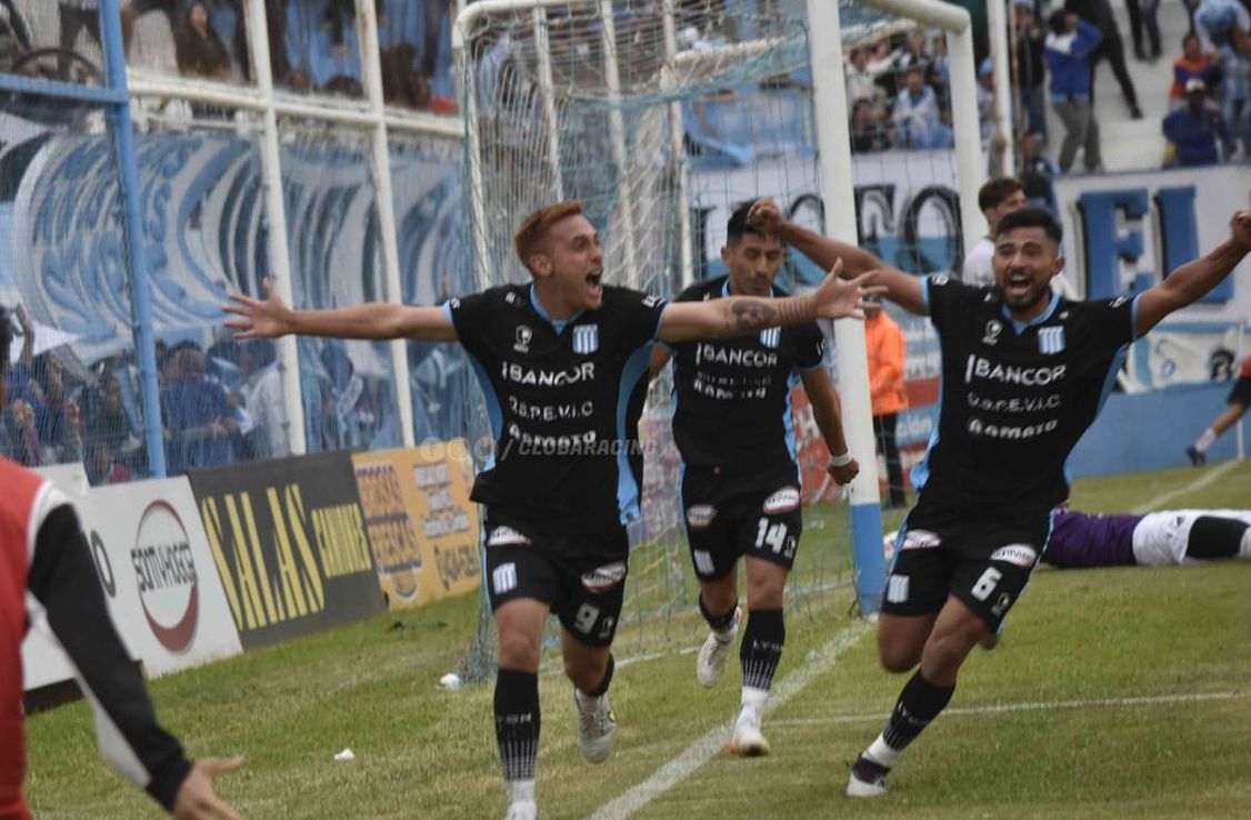 Racing va por el pase a la final