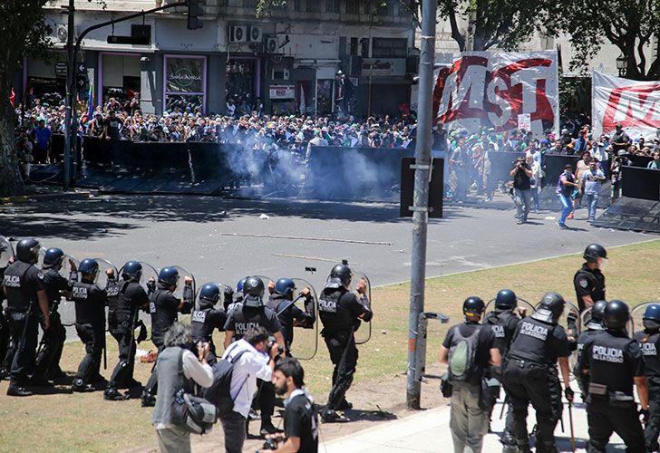 El Gobierno culpó a la jueza López Vergara de "debilitar" a la Policía