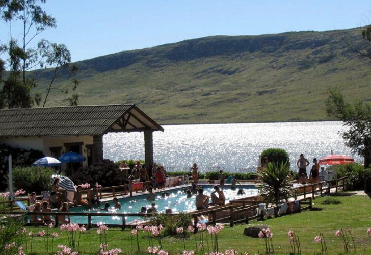 Laguna Brava: estilo patagónico muy cerca de Mar del Plata