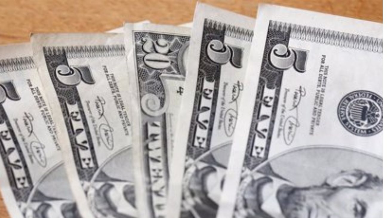 Dólar Qatar: ¿conviene usar la tarjeta o comprar dólar MEP?