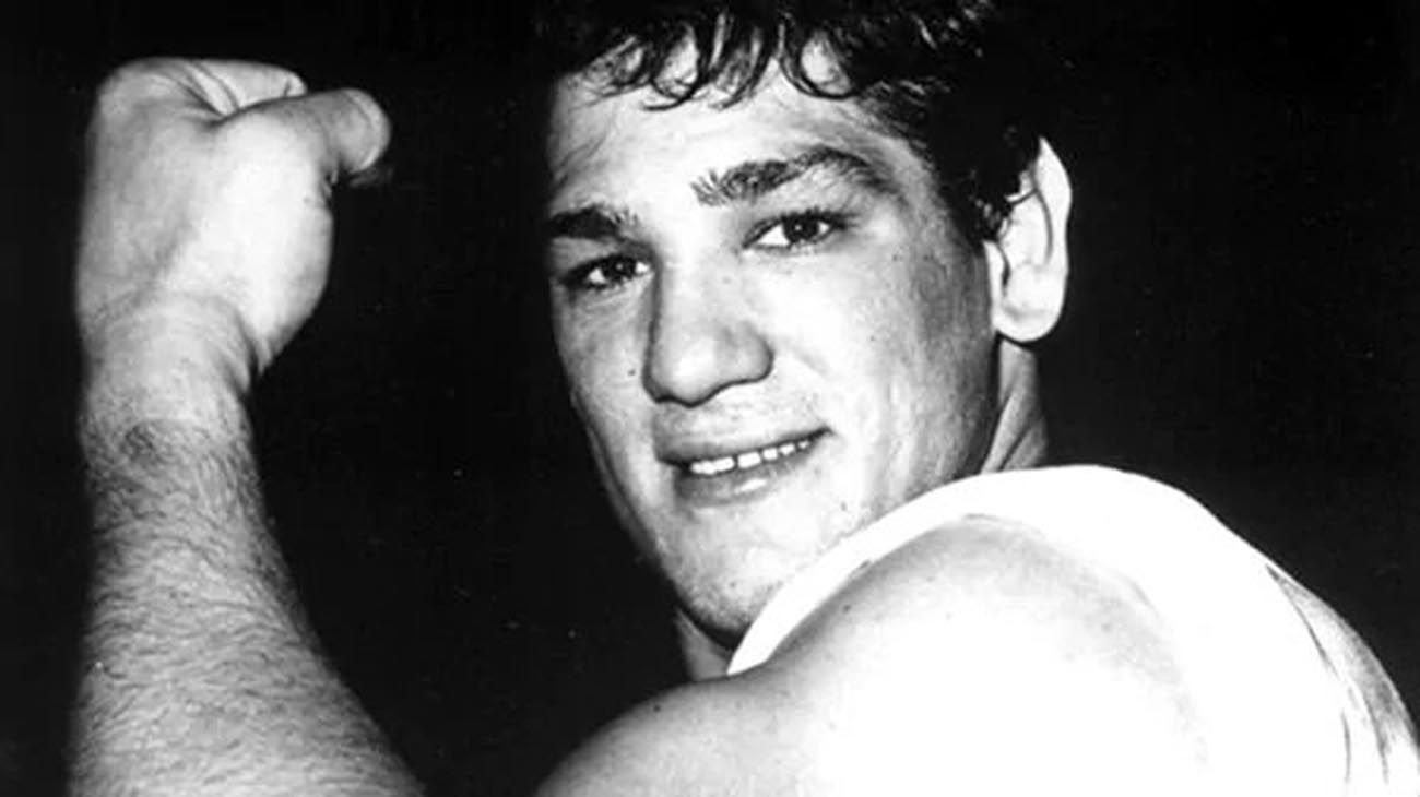 "Ringo" Bonavena, leyenda del boxeo asesinada en un burdel, da nombre a una estación porteña