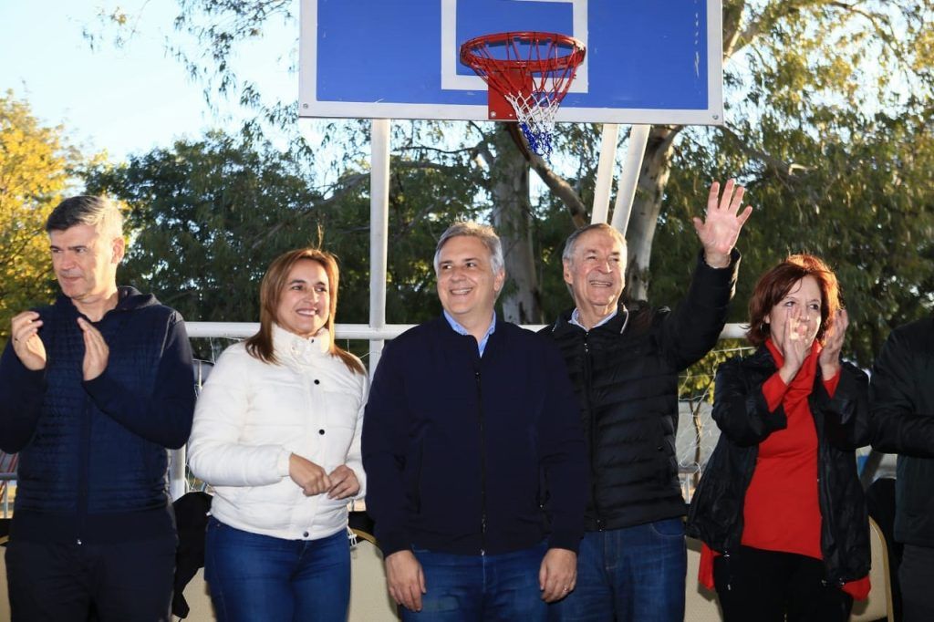 Llaryora por Schiaretti: ¿cambio de nombres o variante táctica?