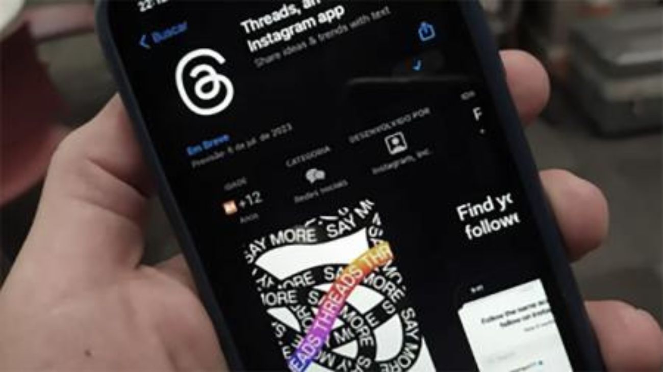Mark Zuckerberg lanza la competencia de Twitter