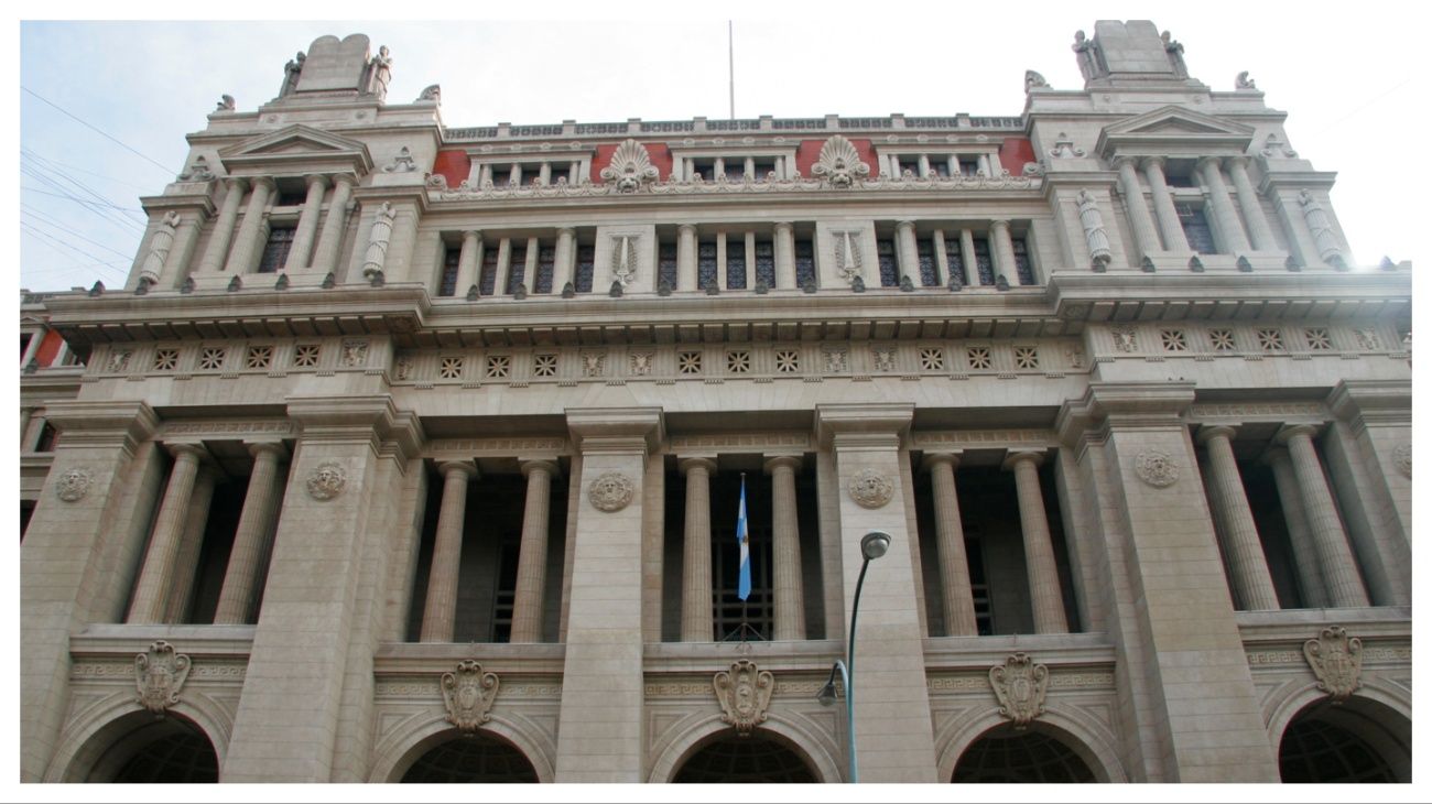 A pesar de un fallo de la Corte, la Cámara Civil rechaza enviar sus sentencias al Tribunal Superior porteño