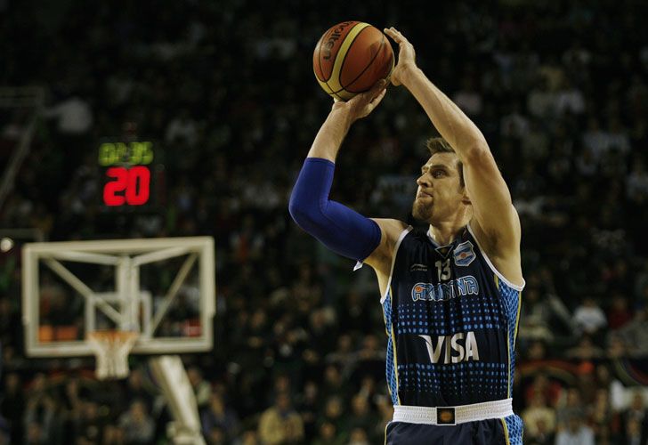 Argentina debutó y primó la lógica
