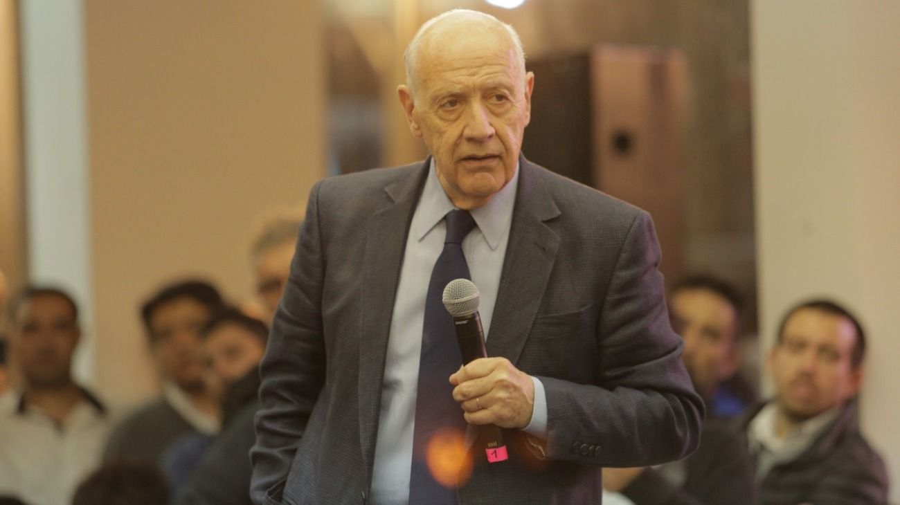 Roberto Lavagna tiene un lugar para Margarita Stolbizer y Graciela Camaño pero todavía no sabe cuál