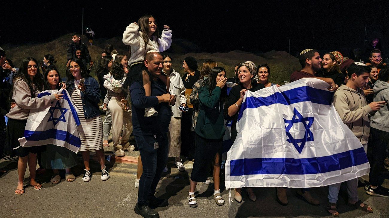 Tercer día de tregua entre Israel y Hamas: 17 rehenes y 39 prisioneros palestinos fueron liberados