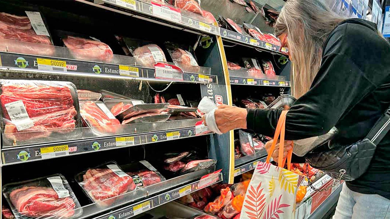 Con el impulso de la carne, la inflación trepó en febrero: 2,4%