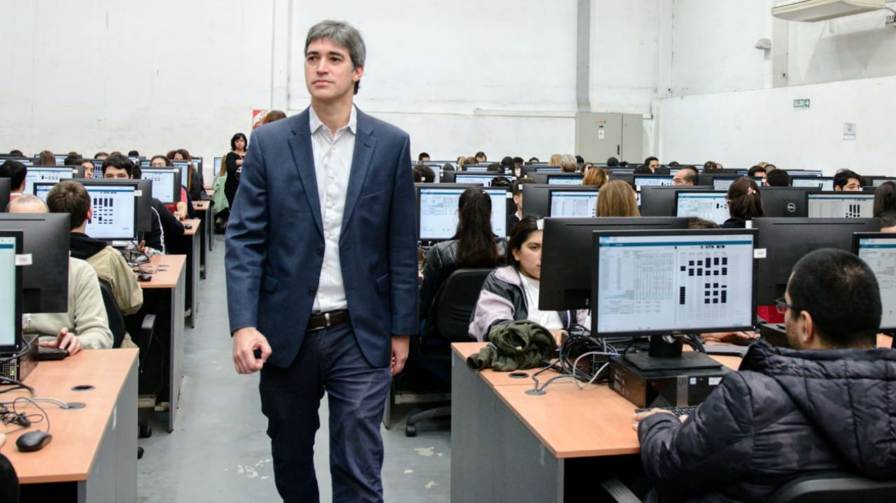 Fallas, dudas y polémica por el escrutinio informático para las elecciones