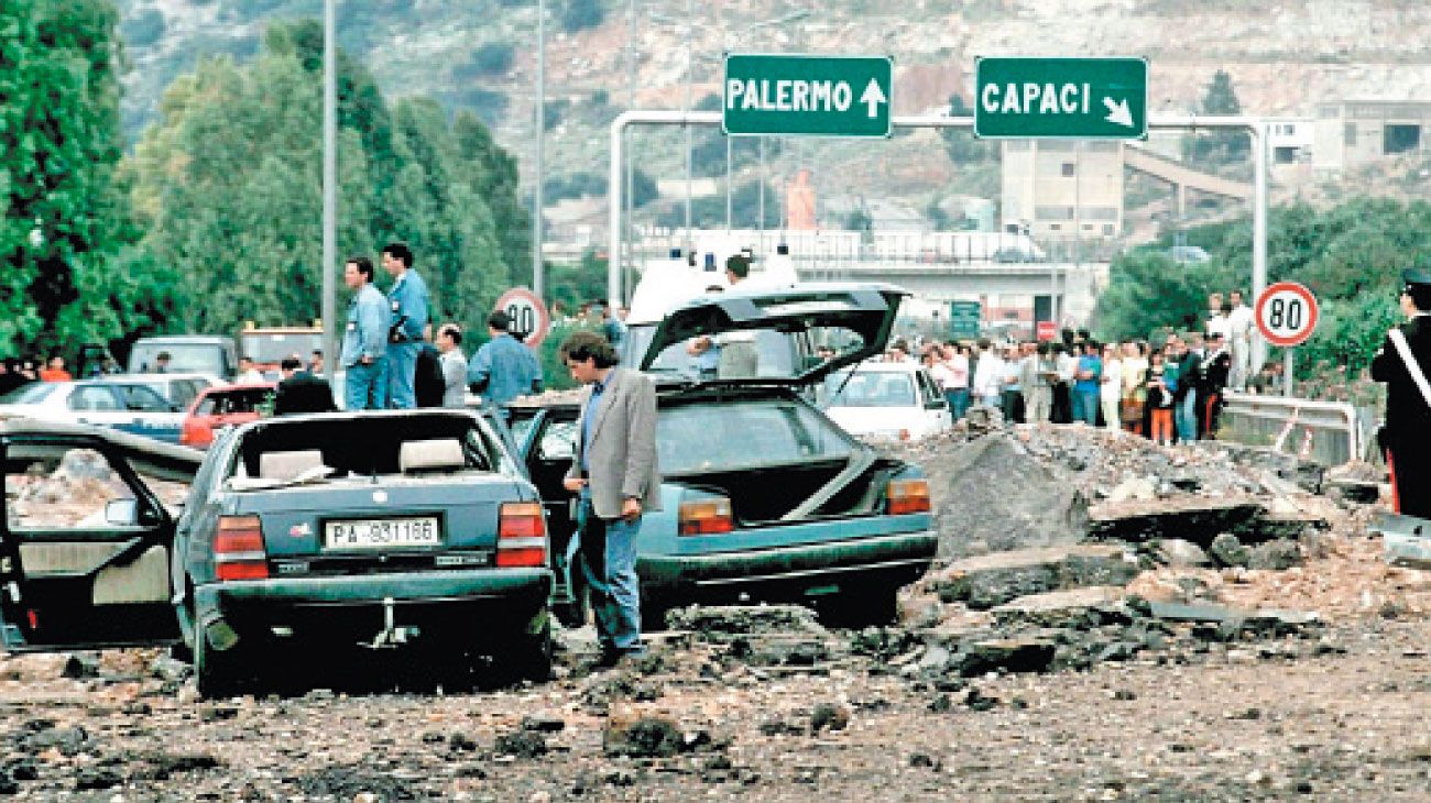 Saviano regresa: nuevo libro rinde tributo al juez Falcone, asesinado por la mafia