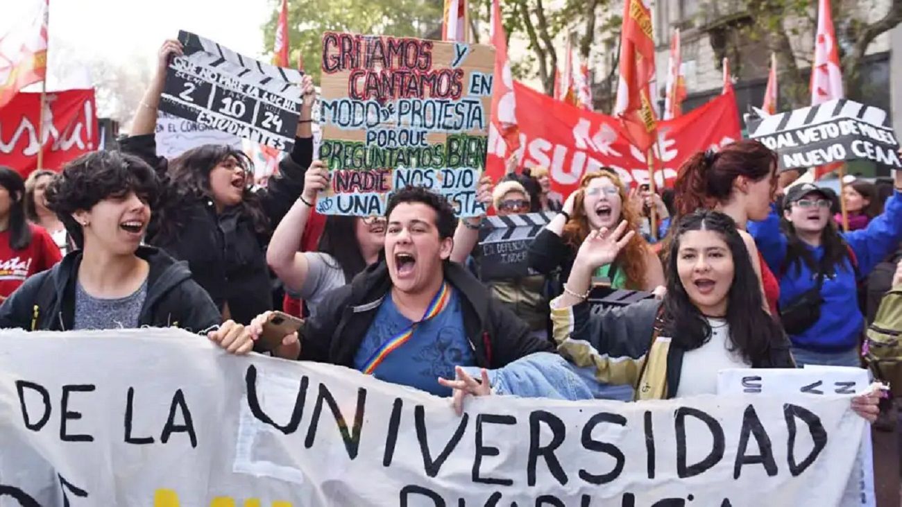 Se viene una nueva marcha en defensa de la universidad pública: "Grave situación económica"
