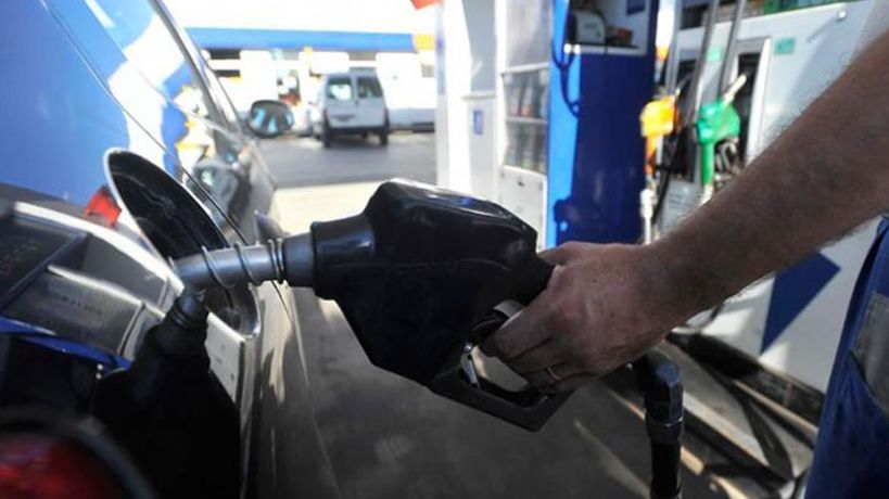 El Gobierno suspendió el aumento del impuesto a combustibles (IDC e ICL) previsto para abril