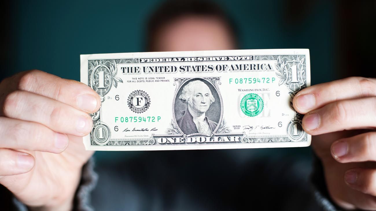 El dólar blue y los financieros terminaron el mes con la mayor suba mensual del año