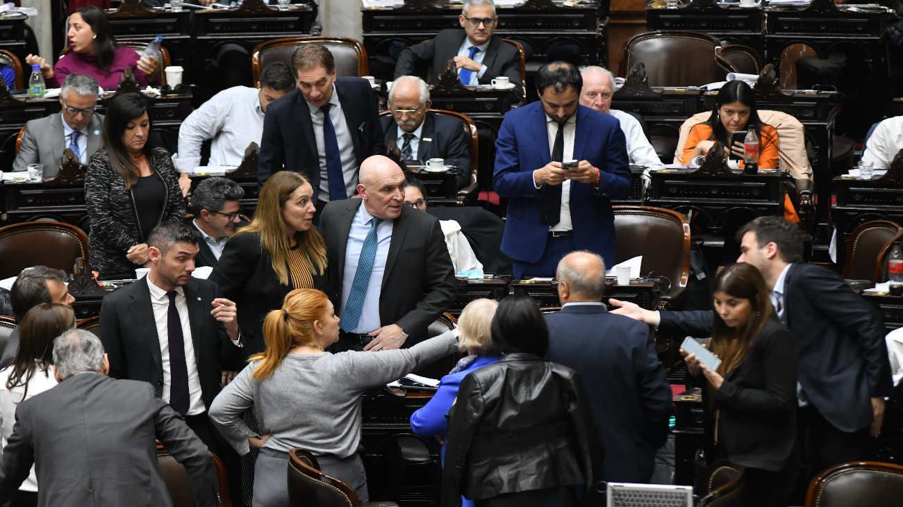 Diputados: en una maratónica sesión de 30 horas, se aprobó la Ley Bases y el paquete fiscal con la vuelta de Ganancias