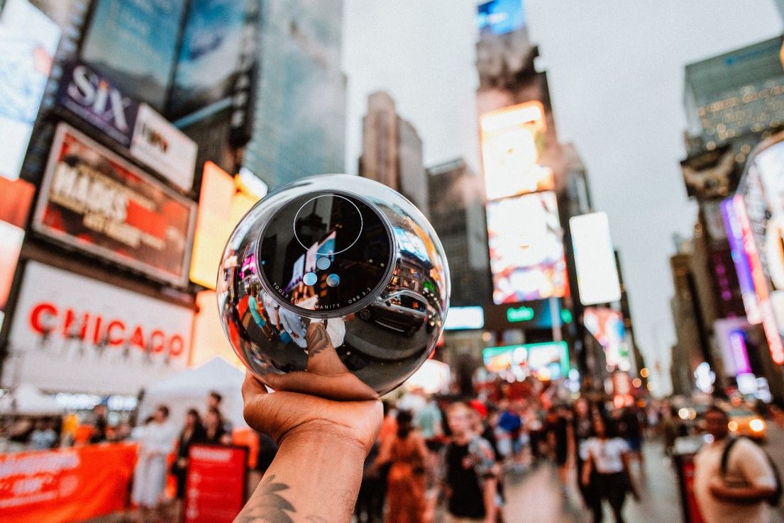 Qué es el worldcoin: "prestar" la retina a cambio de dólares, la tendencia que llegó a la Argentina