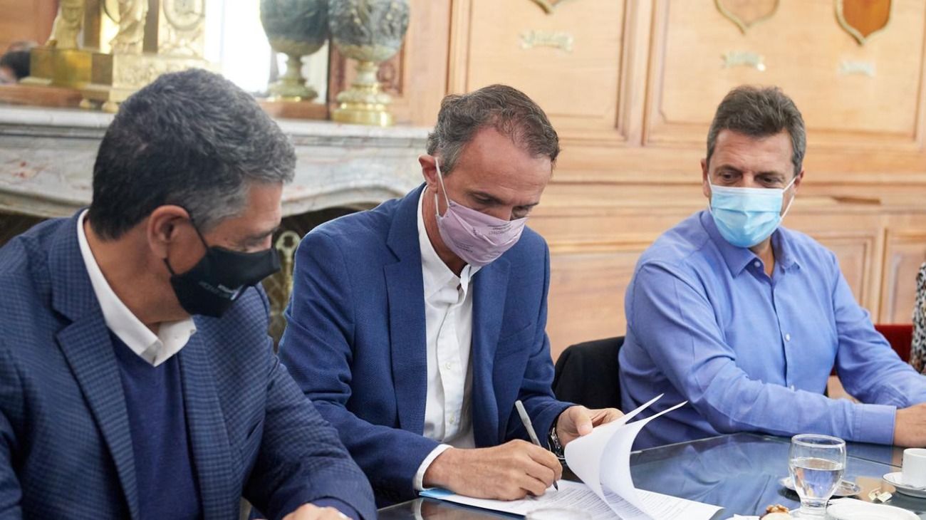 El oficialismo apuesta a reflotar un proyecto de la UCR para cambiar la fecha de primarias