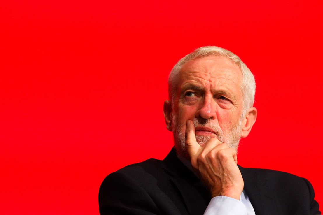 Corbyn se reúne con el 'monstruo de Bruselas' en giro por brexit