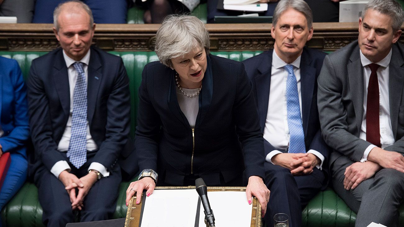 Brexit: el Parlamento británico rechazó el acuerdo de Theresa May y piden removerla