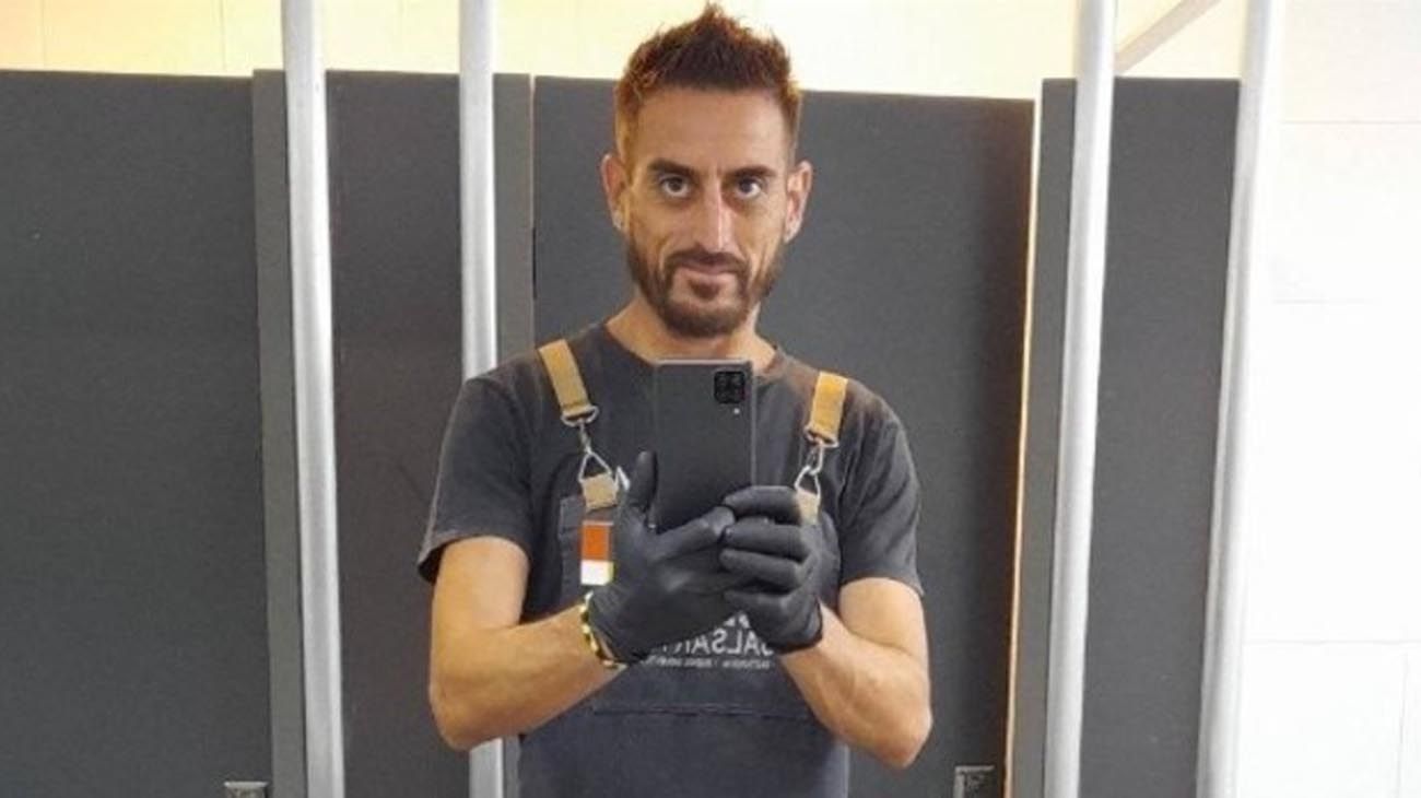 Un hombre con antecedentes de violencia mató de 25 puñaladas a su pareja y luego amenazó con suicidarse