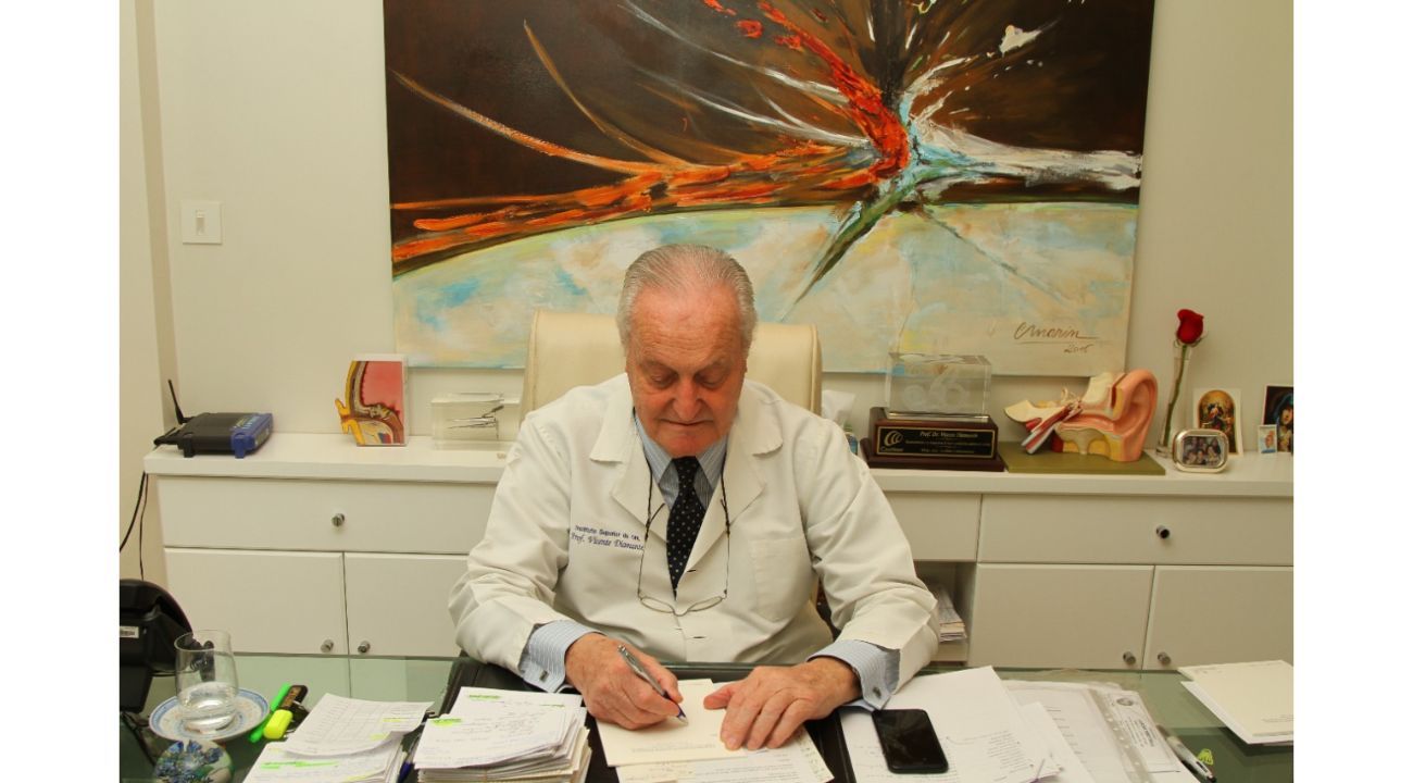 Dr. Vicente Diamante